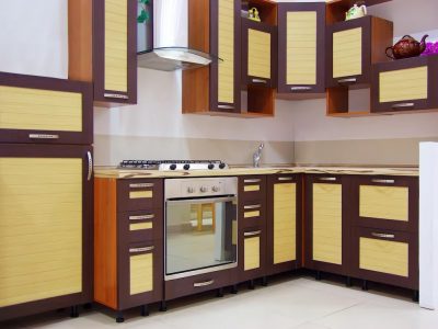 wooden-brown-kitchen-indoor-design_157744-1866-transformed